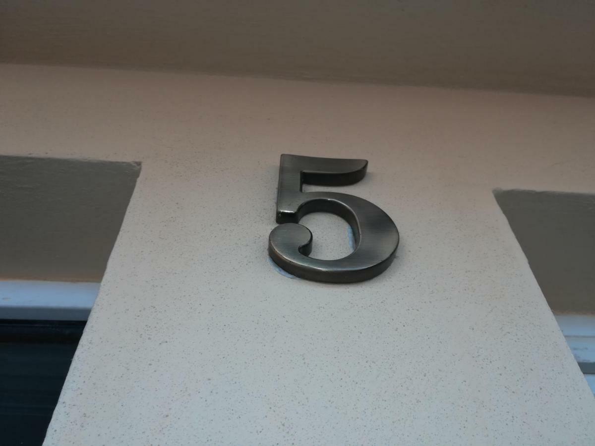 Five Villa Ludus Luaran gambar